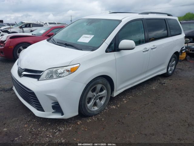 5TDKZ3DC0KS980821 Toyota Sienna Le 8 Passenger