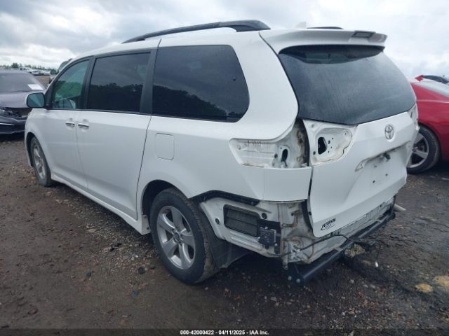 5TDKZ3DC0KS980821 Toyota Sienna Le 8 Passenger