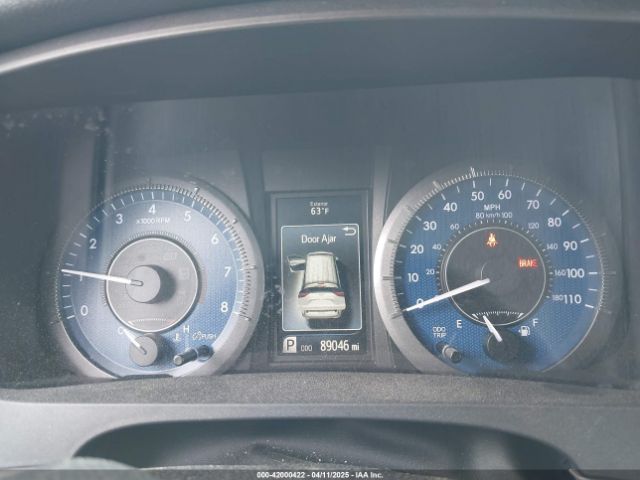 5TDKZ3DC0KS980821 Toyota Sienna Le 8 Passenger