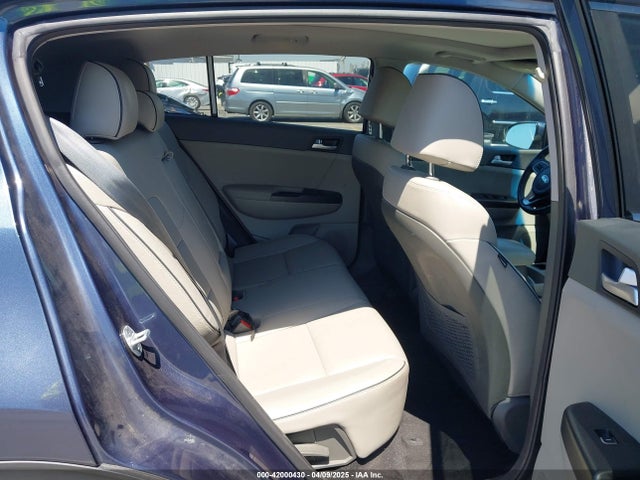 KNDPN3AC1H7227128 KIA Sportage Ex