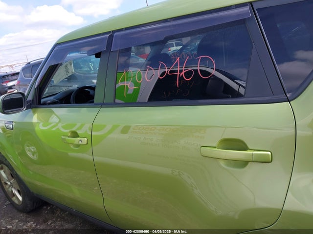 KNDJN2A25J7894586 KIA Soul