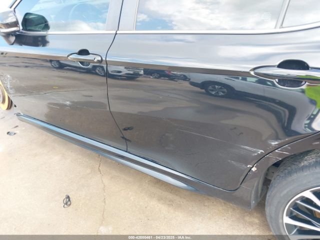 4T1M11AK5LU399565 Toyota CAMRY SE