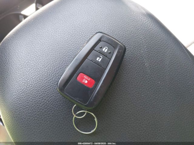 2T3W1RFV3MW118558 Toyota Rav4 Xle