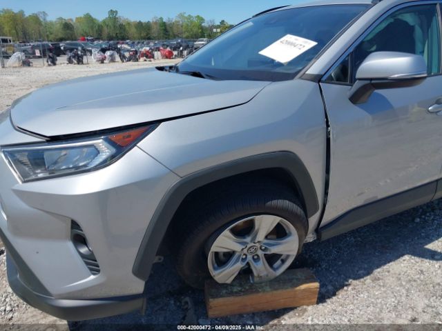 2T3W1RFV3MW118558 Toyota Rav4 Xle