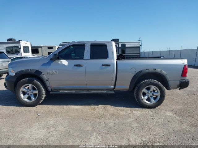 1C6RR6FG0KS613674 RAM 1500 Classic Tradesman  4x2 6'4 Box