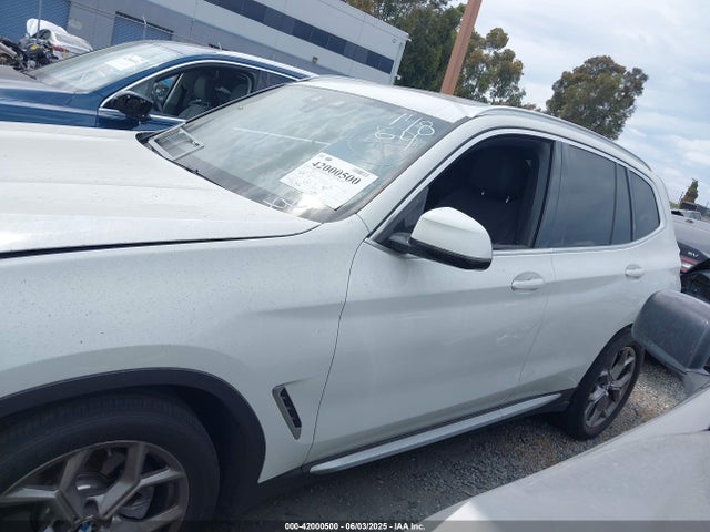 5UXTY3C09M9G57711 BMW X3