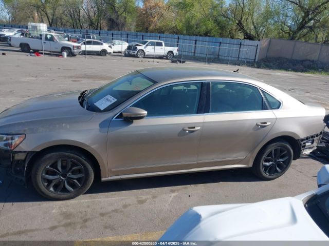 1VWAT7A33GC018687 Volkswagen Passat 1.8t S