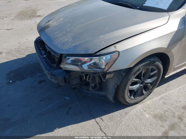 1VWAT7A33GC018687 Volkswagen Passat 1.8t S
