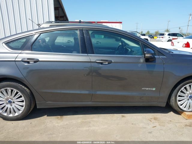 3FA6P0LU9GR405097 Ford Fusion Hybrid Se
