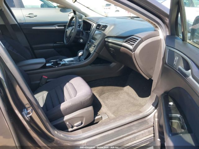 3FA6P0LU9GR405097 Ford Fusion Hybrid Se