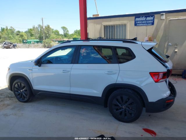 3VVCX7B28NM097129 Volkswagen Taos 1.5t S