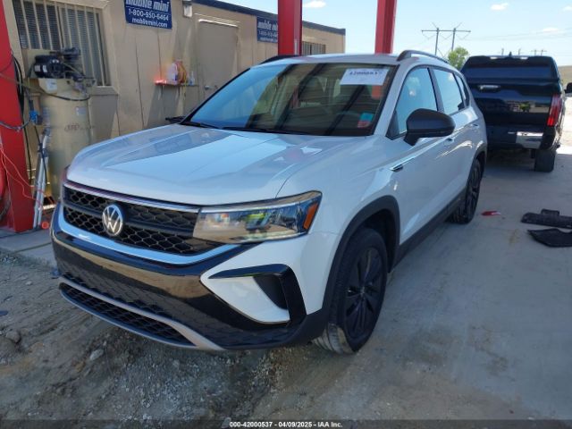 3VVCX7B28NM097129 Volkswagen Taos 1.5t S