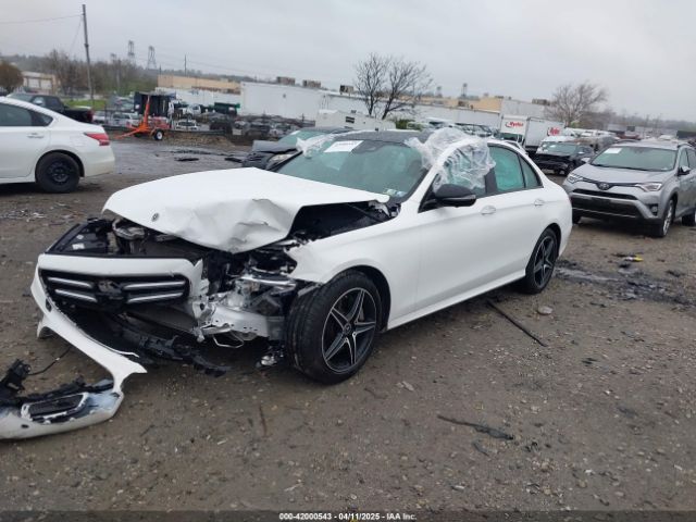 WDDZF4KB0JA380163 Mercedes-Benz E 300 4matic