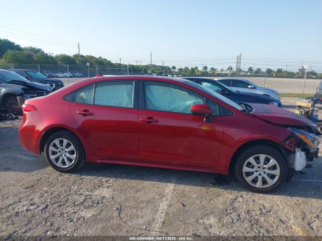 JTDEPMAE1NJ228254 Toyota COROLLA LE