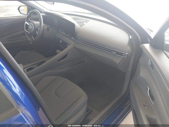 KMHLS4AG6PU410441 Hyundai ELANTRA SEL