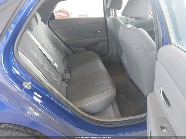 KMHLS4AG6PU410441 Hyundai ELANTRA SEL