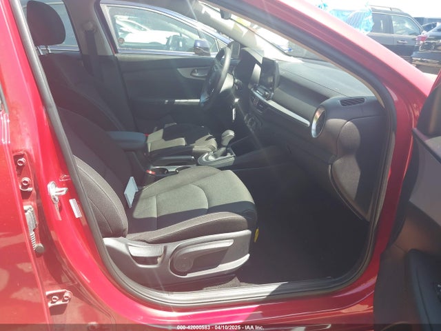 3KPF24AD8RE741806 KIA Forte Lxs