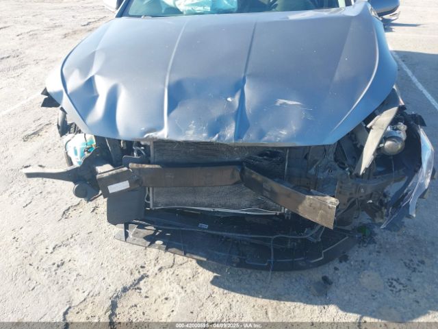 5NPD84LF0KH422566 Hyundai ELANTRA SEL