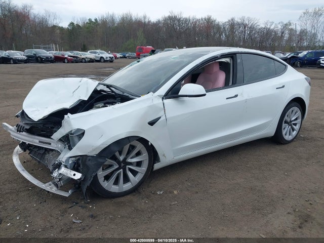 2022 TESLA MODEL 3 5YJ3E1EB2NF269947 Photo 1