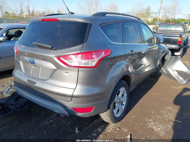 1FMCU9GX8EUB37966 Ford ESCAPE SE