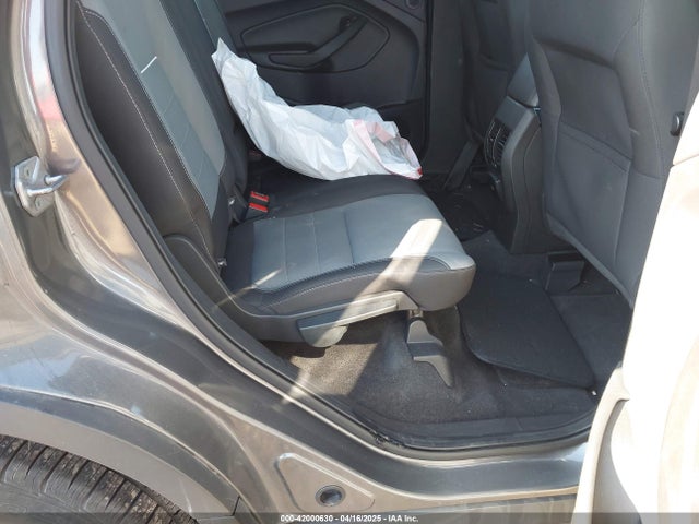 1FMCU9GX8EUB37966 Ford ESCAPE SE