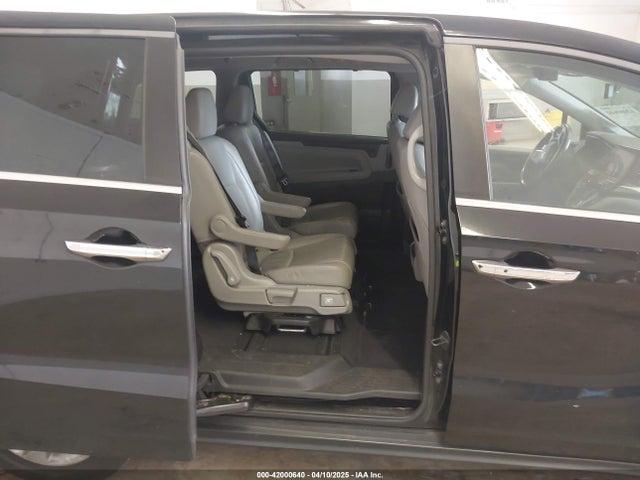 5FNRL6H78JB011284 Honda Odyssey Ex-l