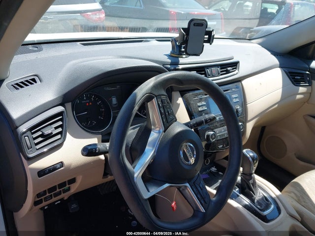 5N1AT2MV4HC732246 Nissan ROGUE S