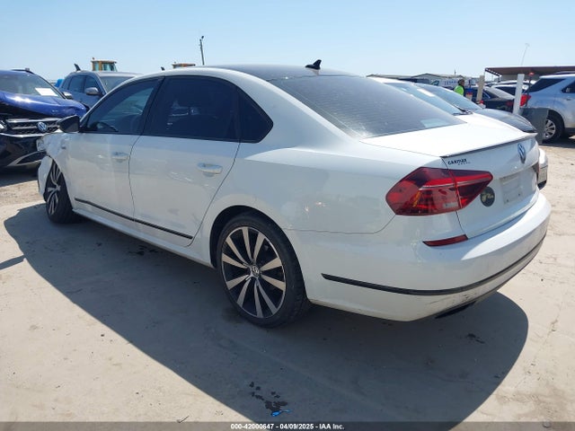1VWJM7A39JC036258 Volkswagen 2018