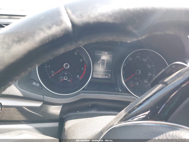 1VWJM7A39JC036258 Volkswagen 2018