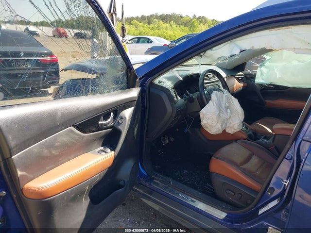JN8AT2MT6JW490040 Nissan Rogue Sl