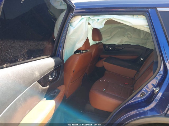 JN8AT2MT6JW490040 Nissan Rogue Sl