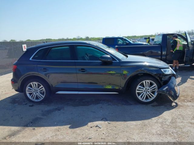 WA1BNAFY5K2022753 Audi Q5 45 Premium