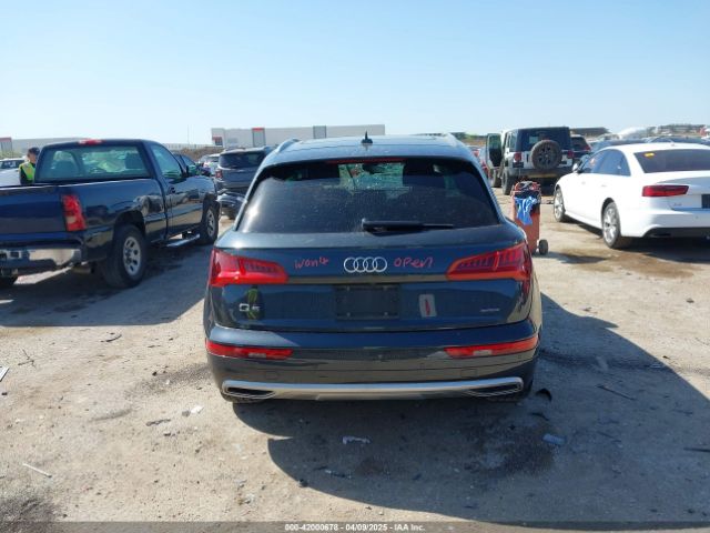 WA1BNAFY5K2022753 Audi Q5 45 Premium