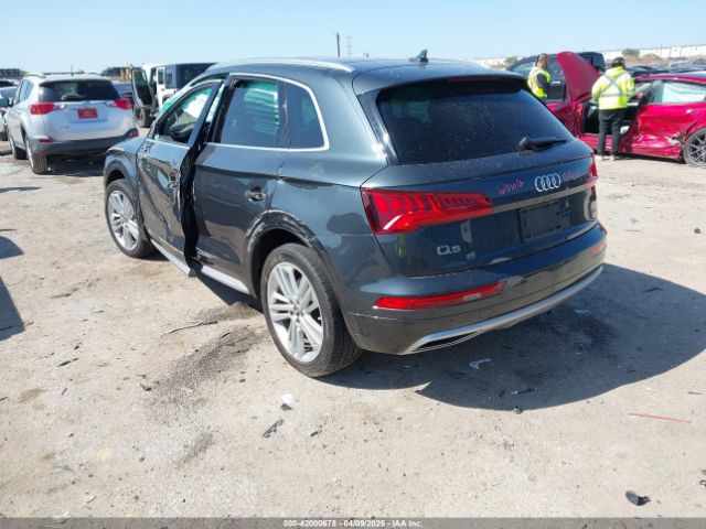 WA1BNAFY5K2022753 Audi Q5 45 Premium