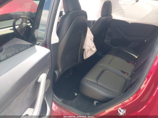 2024 TESLA MODEL Y 7SAYGDED7RF045410 Photo 7