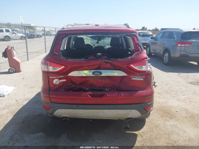1FMCU0JX8FUC78607 Ford Escape Titanium
