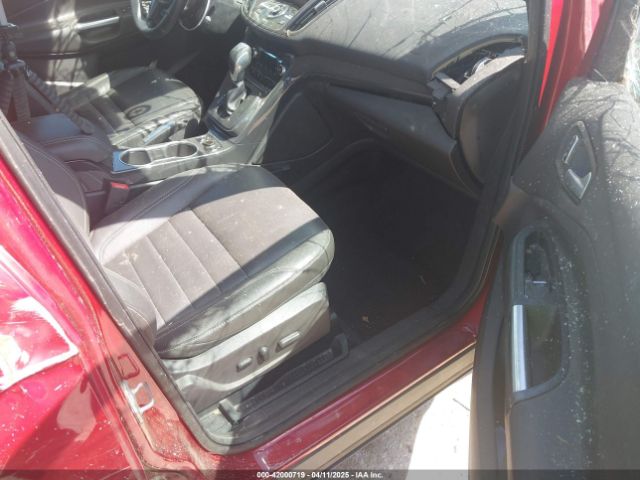 1FMCU0JX8FUC78607 Ford Escape Titanium