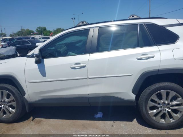 2T3C1RFV7RW336755 Toyota Rav4 Xle Premium