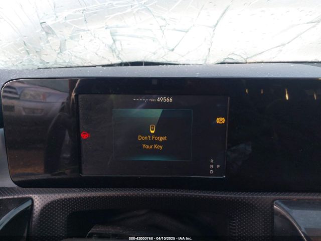 WDD3G4FB8KW006448 Mercedes-Benz A 220 4matic