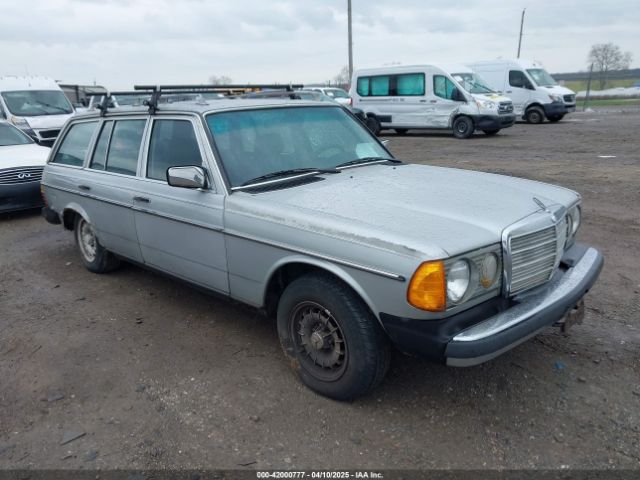 1983 MERCEDES-BENZ 300 WDBAB93A2DN017607
