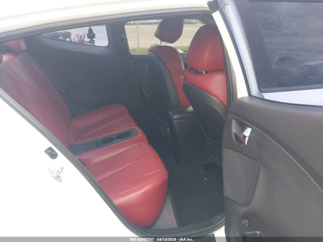 KMHTC6AD7FU222377 Hyundai Veloster Flex