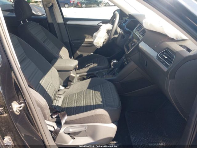 3VVRB7AX4RM226494 Volkswagen Tiguan 2.0t S
