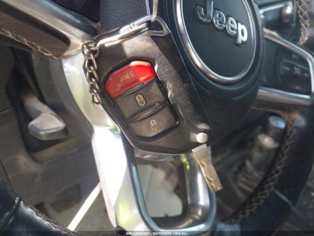 1C4HJXEN5MW544607 Jeep Wrangler Unlimited Sahara 4x4