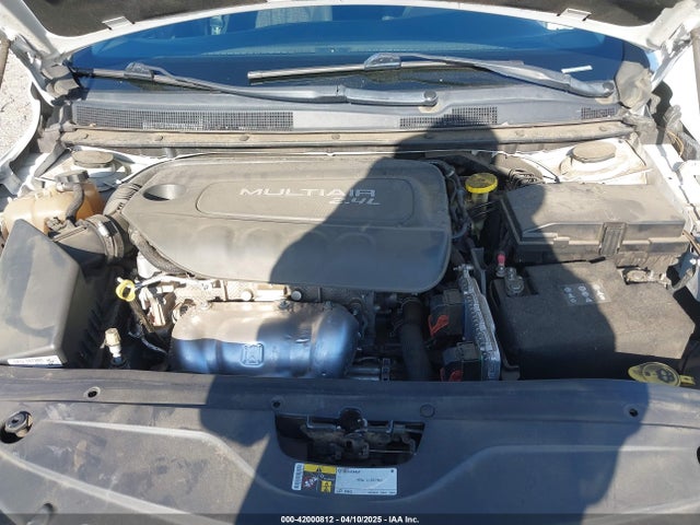 Chrysler 200 Limited 2015 1C3CCCAB2FN743877 Image 10