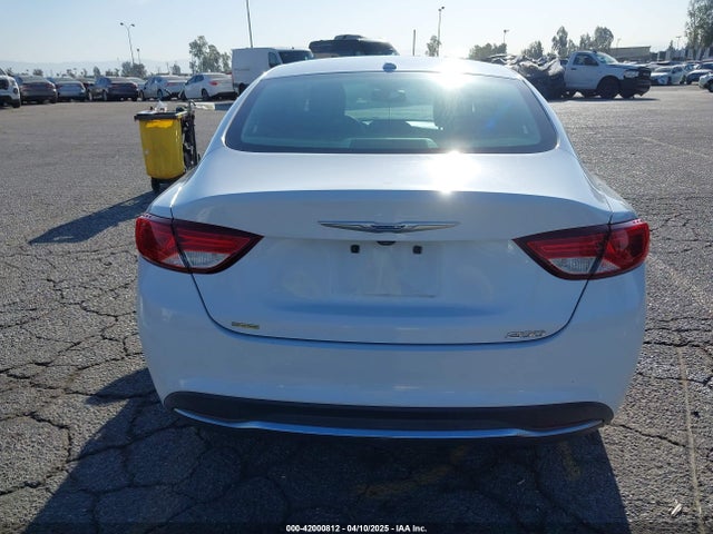 Chrysler 200 Limited 2015 1C3CCCAB2FN743877 Image 17