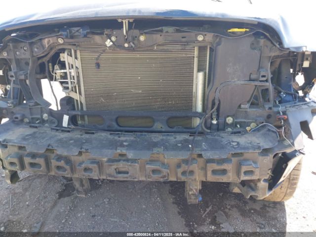1C6RR7KT9JS352889 RAM 1500 Express  4x4 5'7 Box