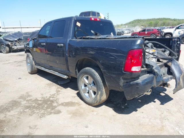 1C6RR7KT9JS352889 RAM 1500 Express  4x4 5'7 Box