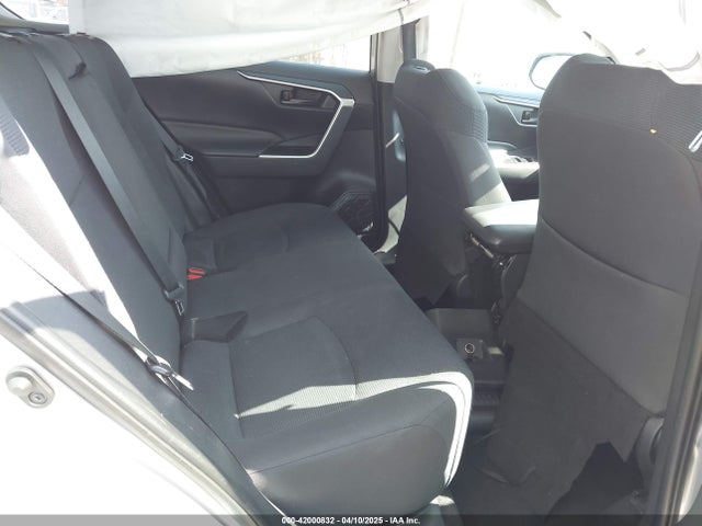 Toyota RAV4 LE 2019 2T3H1RFV1KC016344 Image 8