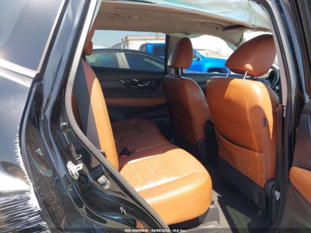 JN8AT2MT0JW467398 Nissan Rogue Sl