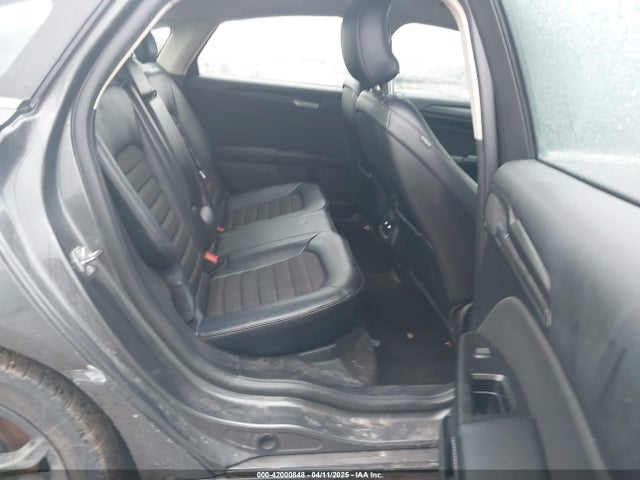 3FA6P0H92JR258763 Ford FUSION SE